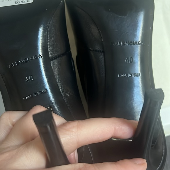 NEVER WORN Balenciaga pointy toe ankle boot sz 40 - Picture 5 of 7